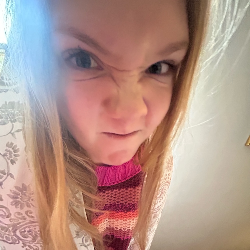Meet your Posher, Isobel